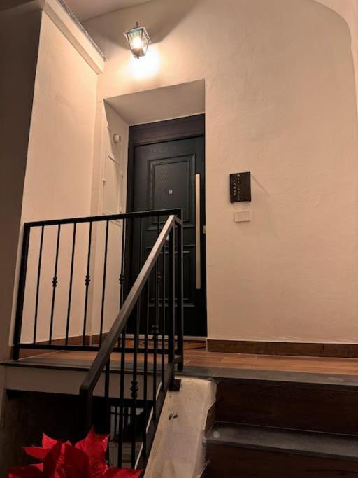 Domus Miraculi: Casa Storica Nel Cuore Di Napoli Exterior foto